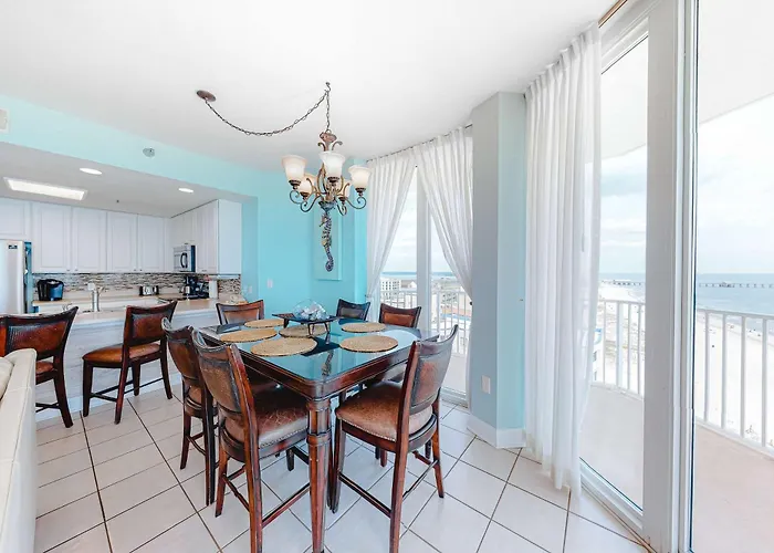 Corner W Amazing Gulf-front Views Balcony & Shared Pools Hot Tubs & Gym Holiday home *