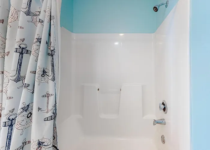 Corner W Amazing Gulf-front Views Balcony & Shared Pools Hot Tubs & Gym Holiday home