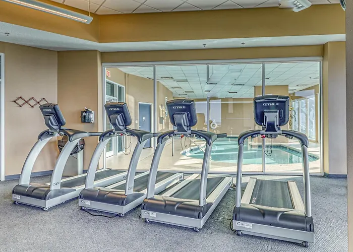Corner W Amazing Gulf-front Views Balcony & Shared Pools Hot Tubs & Gym Holiday home *
