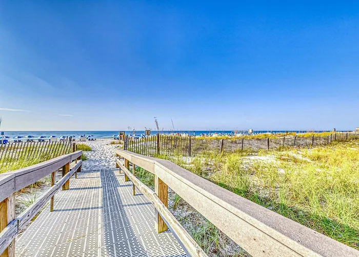 Corner W Amazing Gulf-front Views Balcony & Shared Pools Hot Tubs & Gym