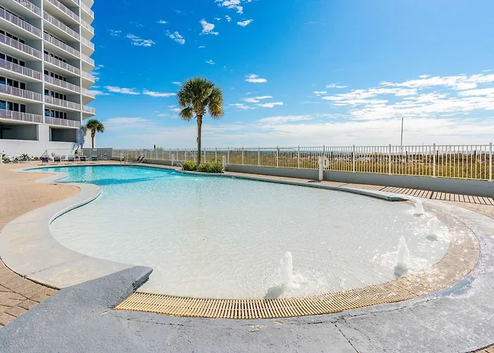 Corner W Amazing Gulf-front Views Balcony & Shared Pools Hot Tubs & Gym Holiday home *